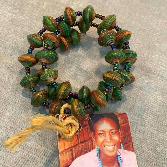 Beautiful Set of Two recycled paper bracelets - Picture 1 of 2